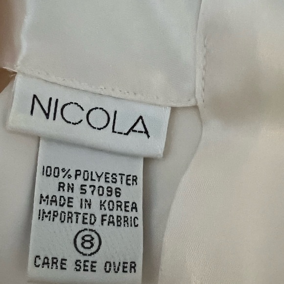 NICOLA Cream Blouse with Lace Detail - Picture 6 of 7